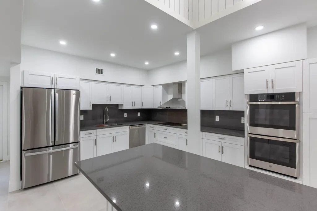 1989 Canterbury Circle Wellington FL 33414
