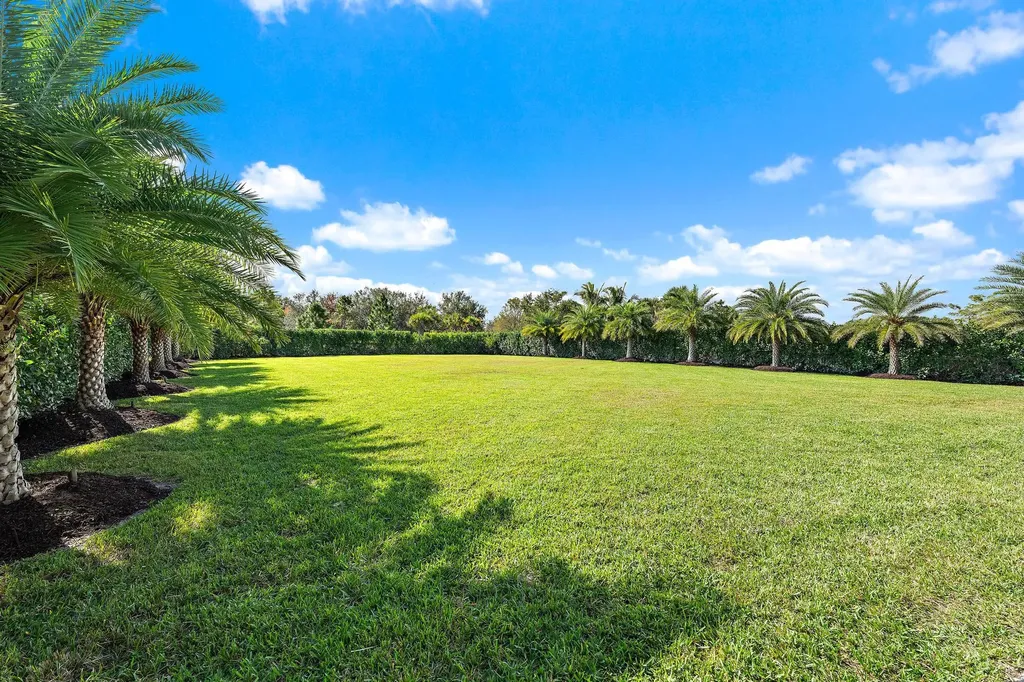 20181 SE Bridgewater Drive Jupiter FL 33458