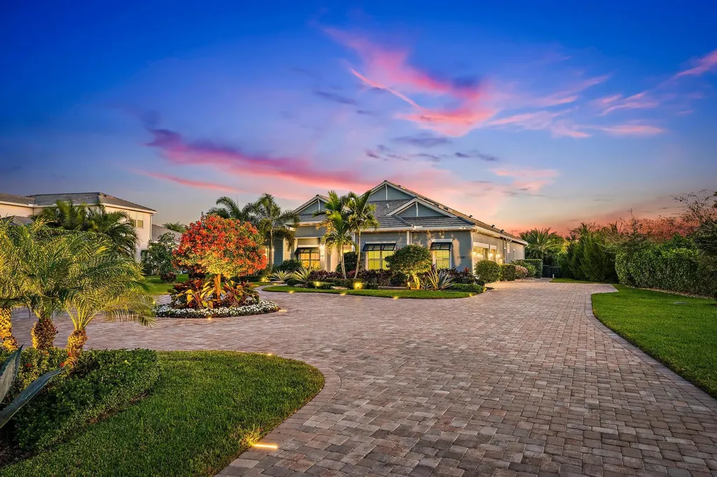 20181 SE Bridgewater Drive Jupiter FL 33458
