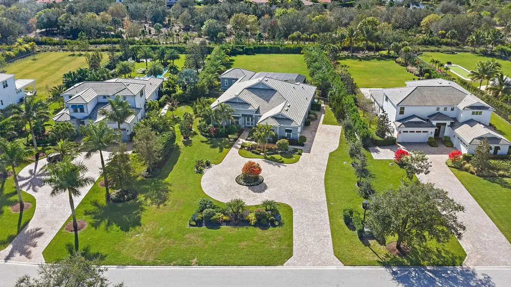 20181 SE Bridgewater Drive Jupiter FL 33458