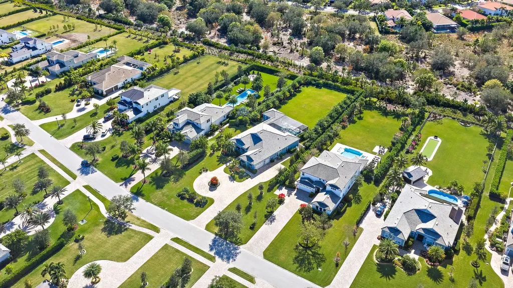 20181 SE Bridgewater Drive Jupiter FL 33458