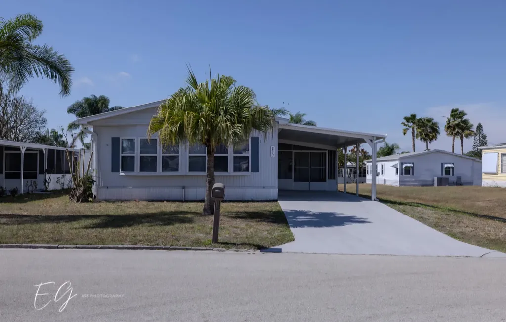 260 Camino Del Rio Port St Lucie FL 34952