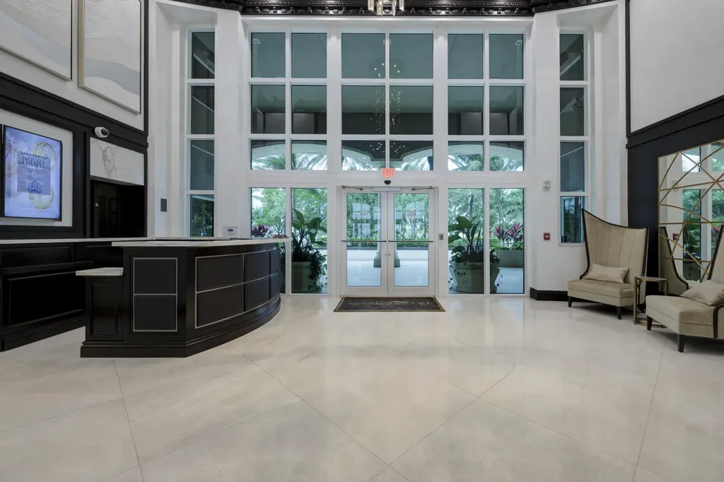 1063 Hillsboro Mile Hillsboro Beach FL 33062