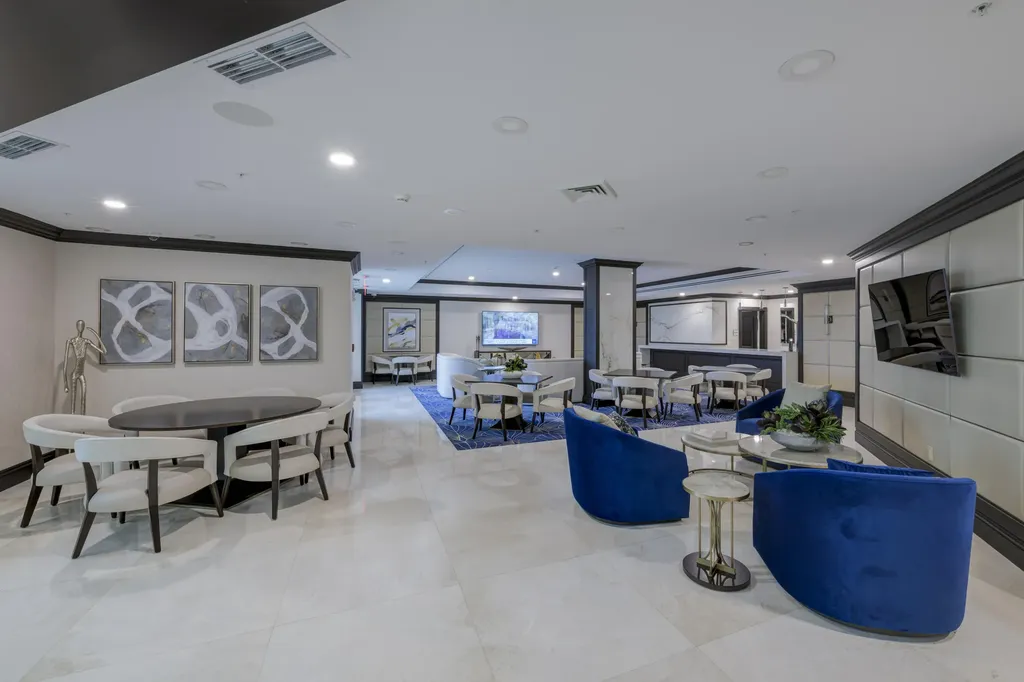 1063 Hillsboro Mile Hillsboro Beach FL 33062