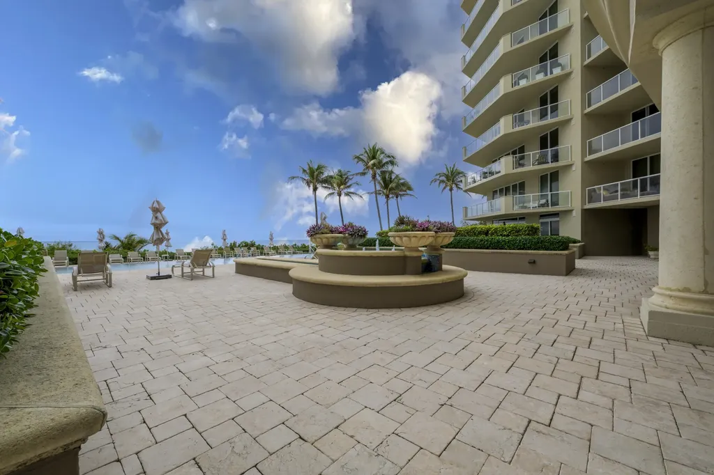 1063 Hillsboro Mile Hillsboro Beach FL 33062