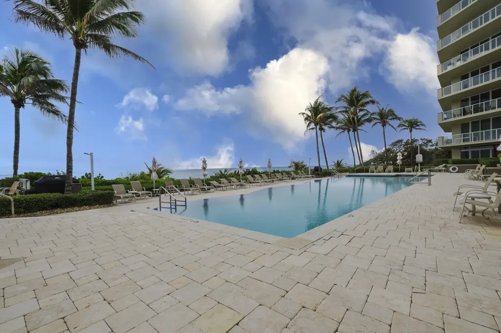 1063 Hillsboro Mile Hillsboro Beach FL 33062