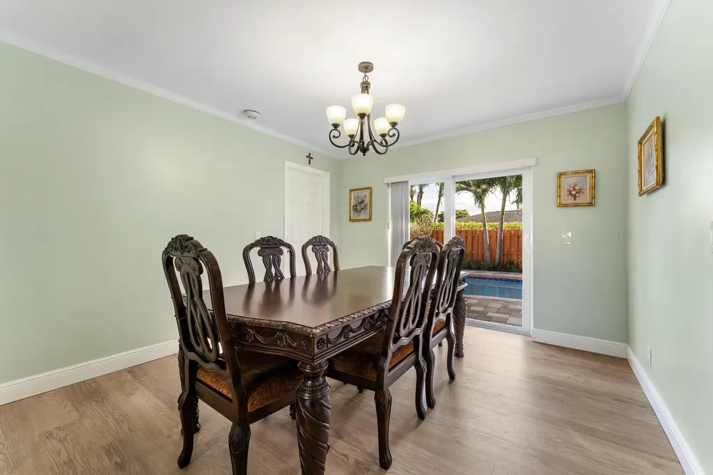 7410 Venetian Way Lake Clarke Shores FL 33406