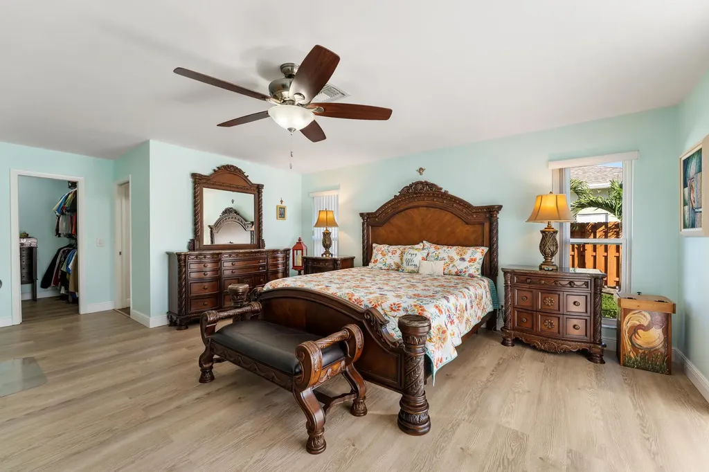 7410 Venetian Way Lake Clarke Shores FL 33406