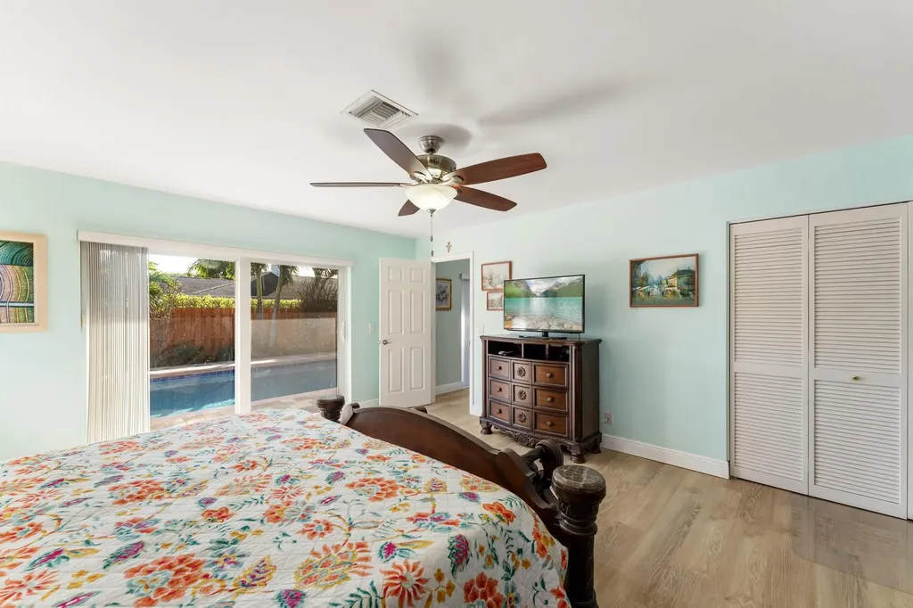 7410 Venetian Way Lake Clarke Shores FL 33406