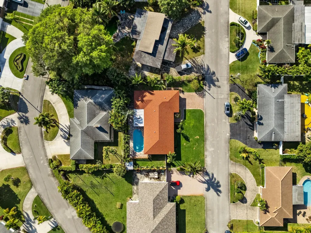 7410 Venetian Way Lake Clarke Shores FL 33406