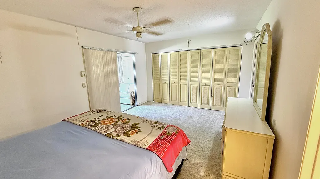 122 Oakridge I Deerfield Beach FL 33442