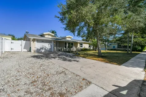 8963 SE Ceres Street Hobe Sound FL 33455