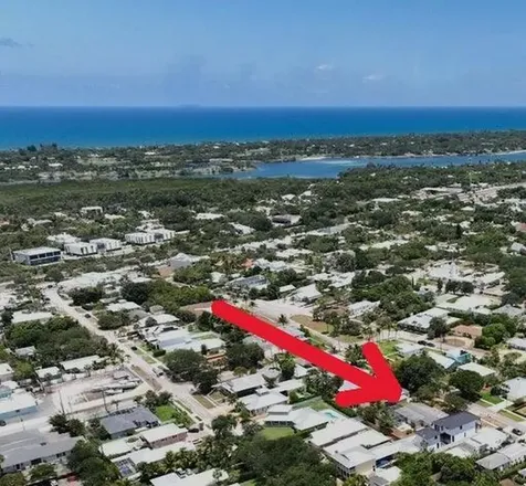 8963 SE Ceres Street Hobe Sound FL 33455