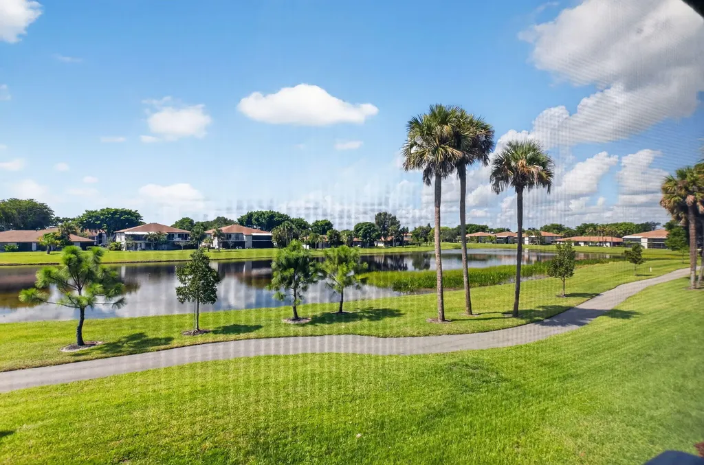 5844 Areca Palm Ct., Unit B Delray Beach FL 33484