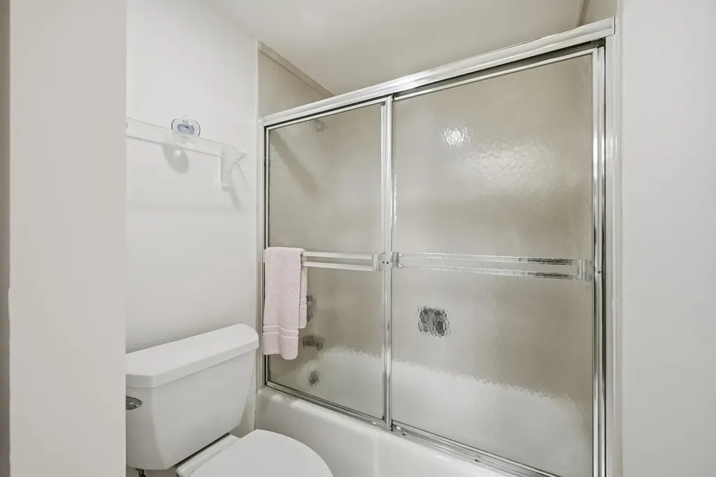 1109 E Marine Way E North Palm Beach FL 33408