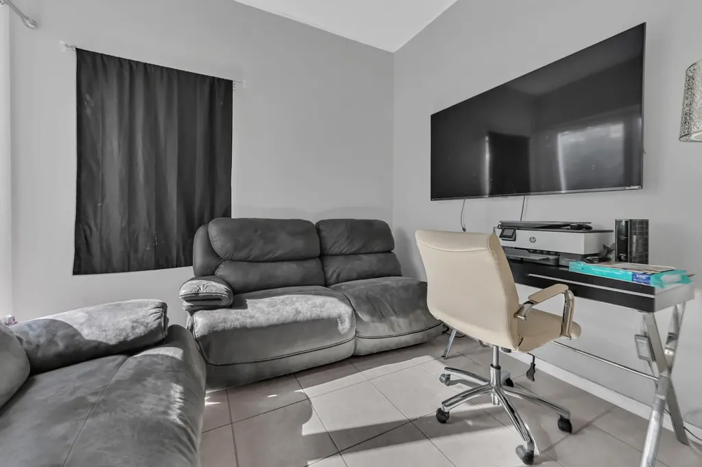 5120 Foxhall Drive S West Palm Beach FL 33417