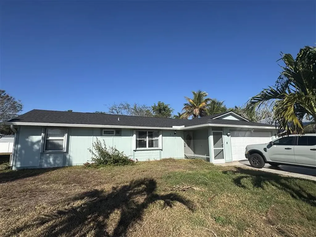 607 SE Dean Terrace Port St Lucie FL 34984