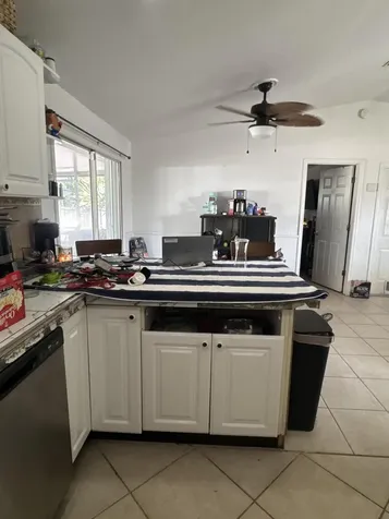 607 SE Dean Terrace Port St Lucie FL 34984