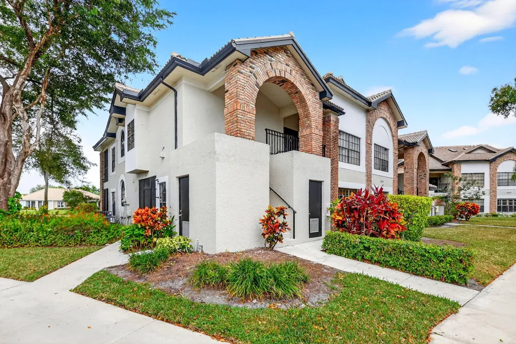 8065 Aberdeen Drive Boynton Beach FL 33472