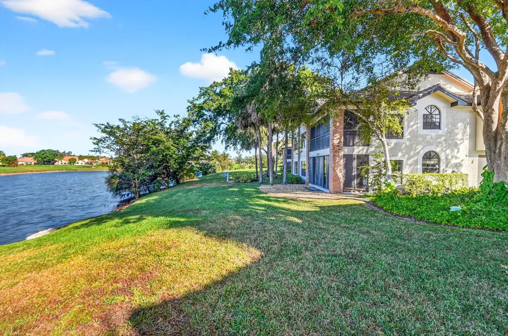 8065 Aberdeen Drive Boynton Beach FL 33472