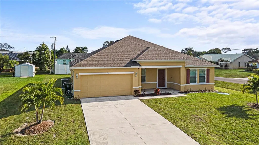 701 NE Perch Lane Port St Lucie FL 34983