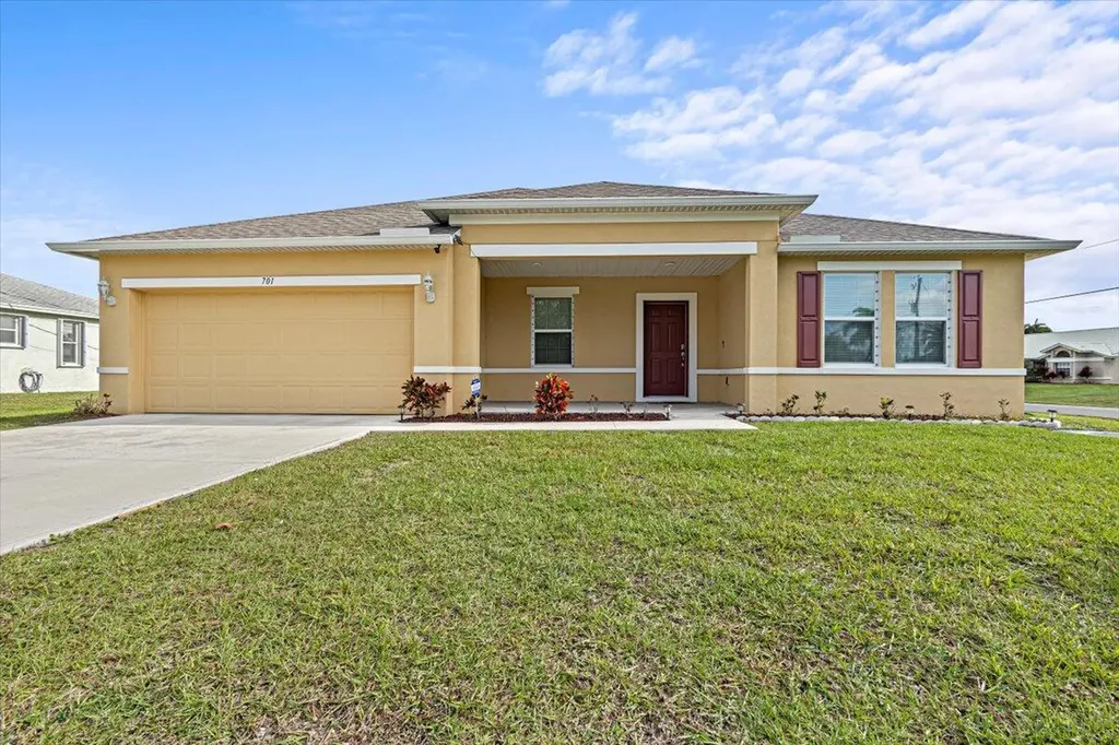 701 NE Perch Lane Port St Lucie FL 34983