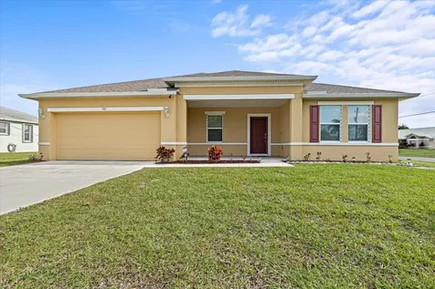 701 NE Perch Lane Port St Lucie FL 34983