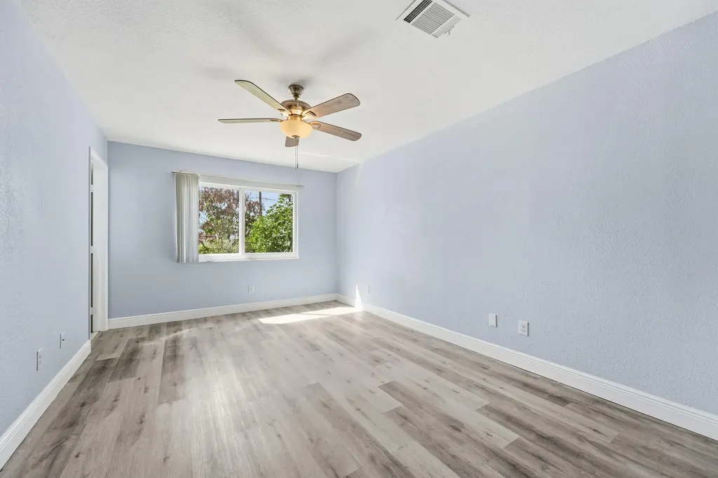 420 SE Streamlet Avenue Port St Lucie FL 34983