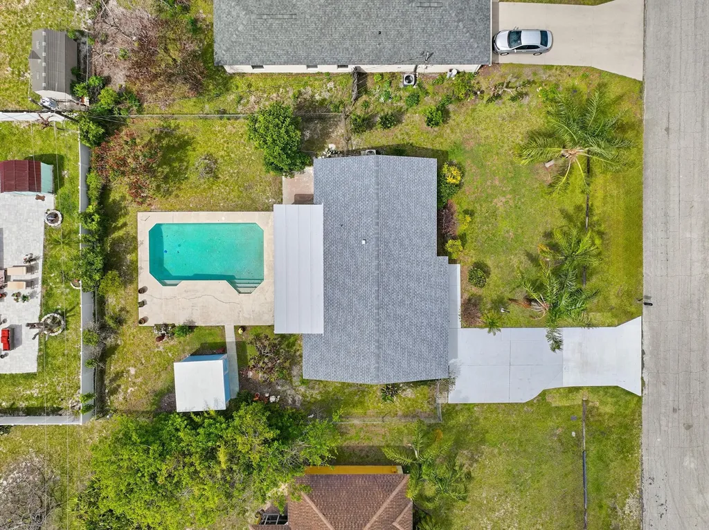 420 SE Streamlet Avenue Port St Lucie FL 34983