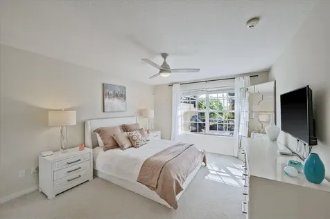 5063 Magnolia Bay Circle Palm Beach Gardens FL 33418