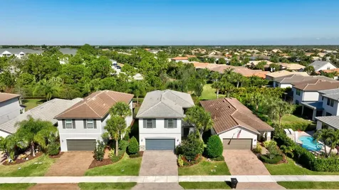 807 SE Villandry Way Port St Lucie FL 34984