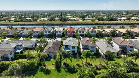 807 SE Villandry Way Port St Lucie FL 34984