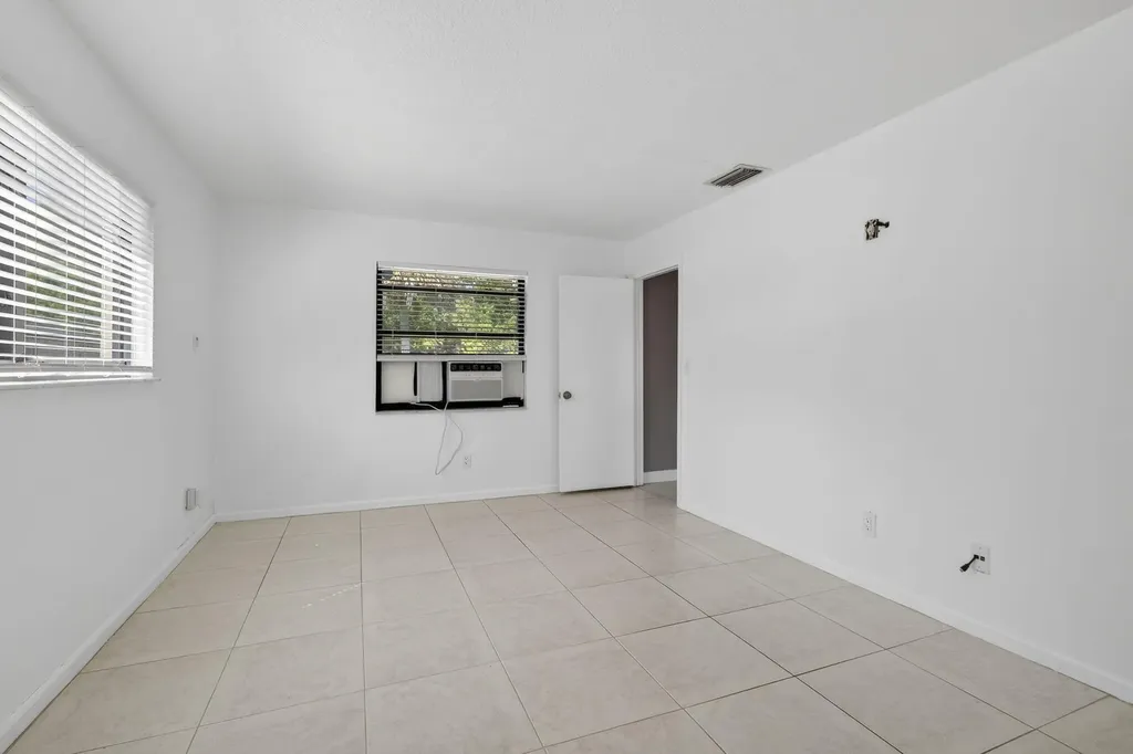 7107 181st Street N Jupiter FL 33458