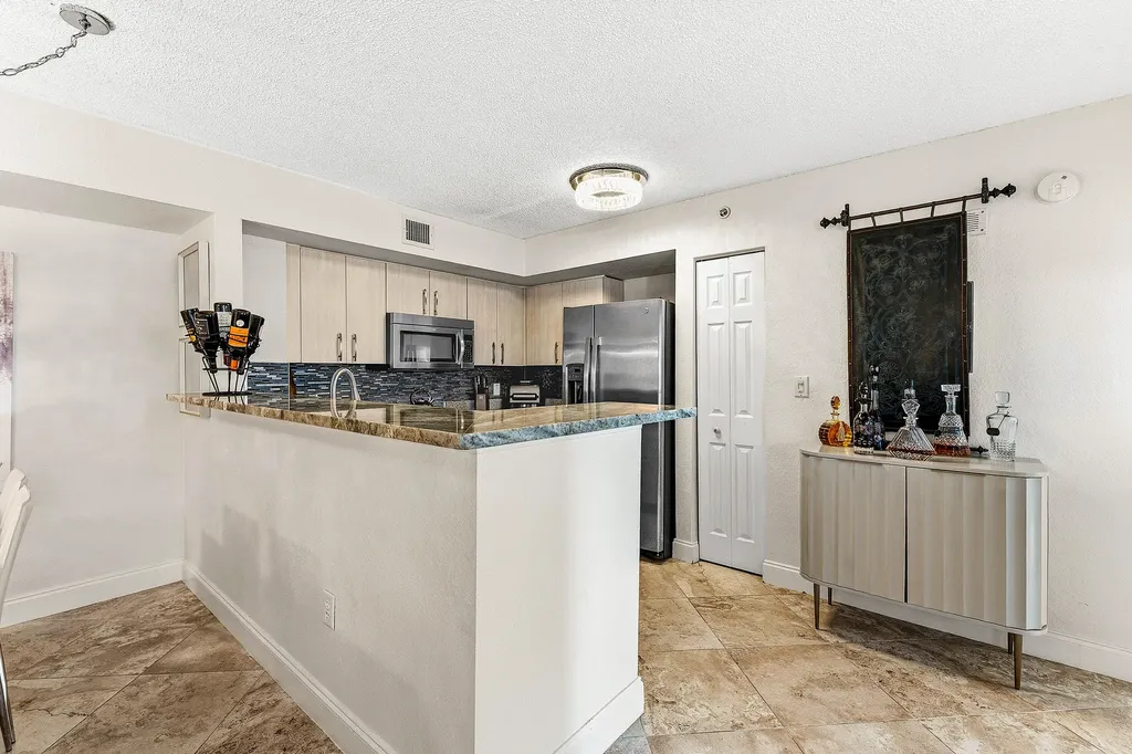1801 N Flagler Drive West Palm Beach FL 33407