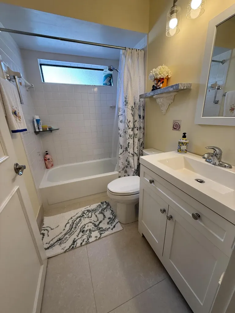 4550 Biddeford Avenue West Palm Beach FL 33417