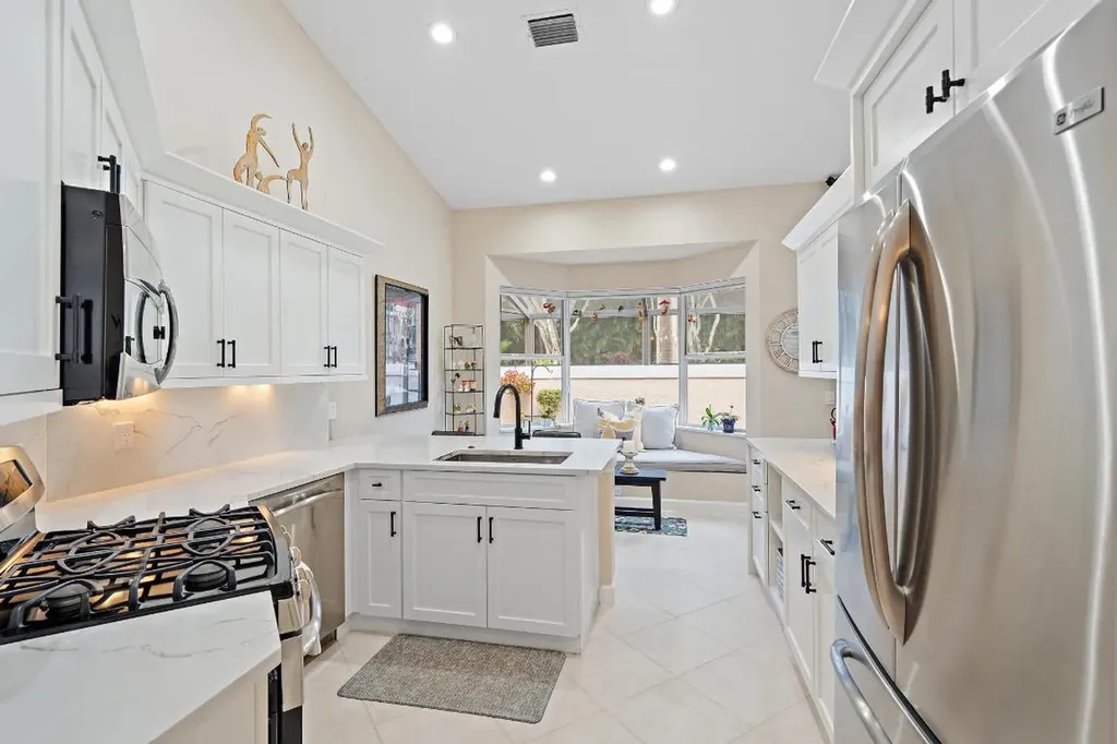 8164 Sandpiper Way West Palm Beach FL 33412