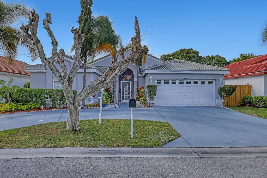 4941 Broadstone Circle West Palm Beach FL 33417