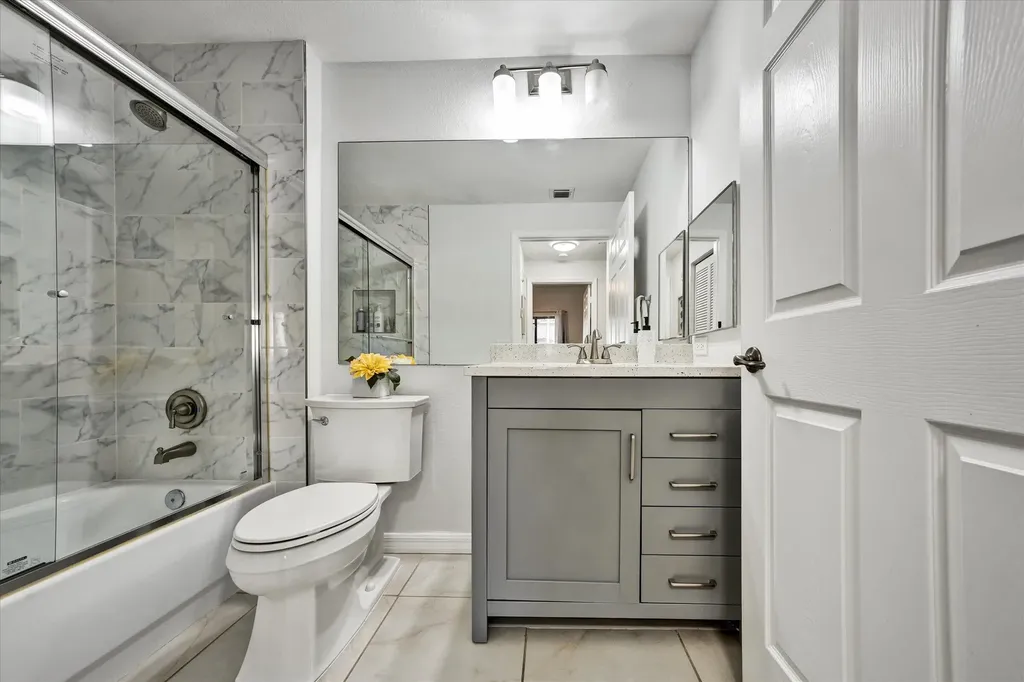 2803 Sarento Place Palm Beach Gardens FL 33410
