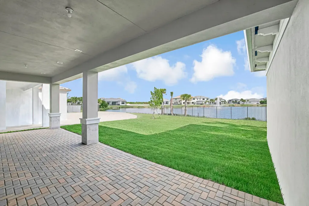 10028 Cloud View Palm Beach Gardens FL 33412