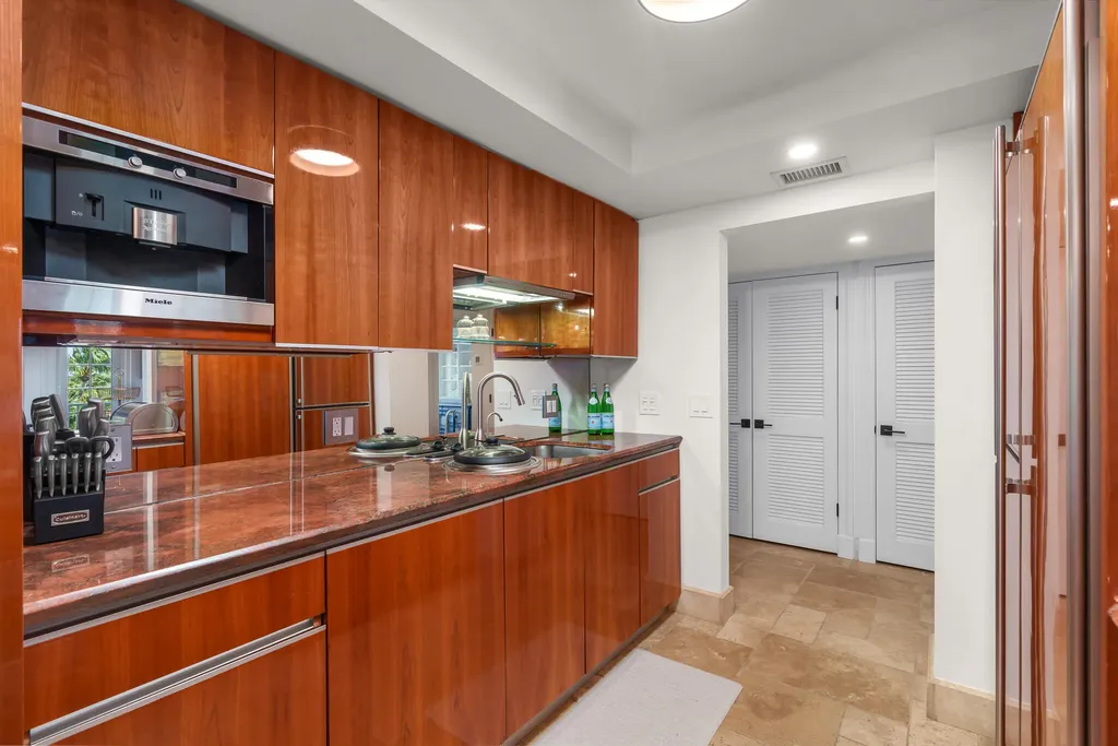 1111 S Ocean Boulevard Boca Raton FL 33432