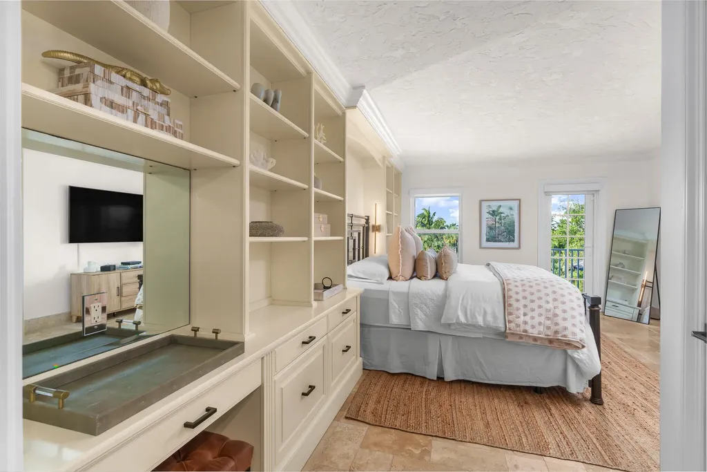 1111 S Ocean Boulevard Boca Raton FL 33432