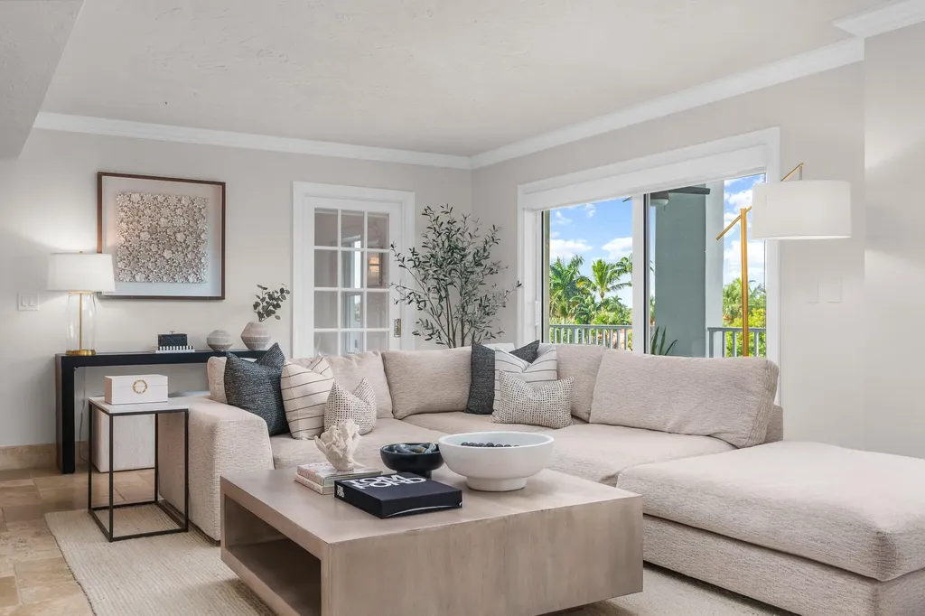 1111 S Ocean Boulevard Boca Raton FL 33432