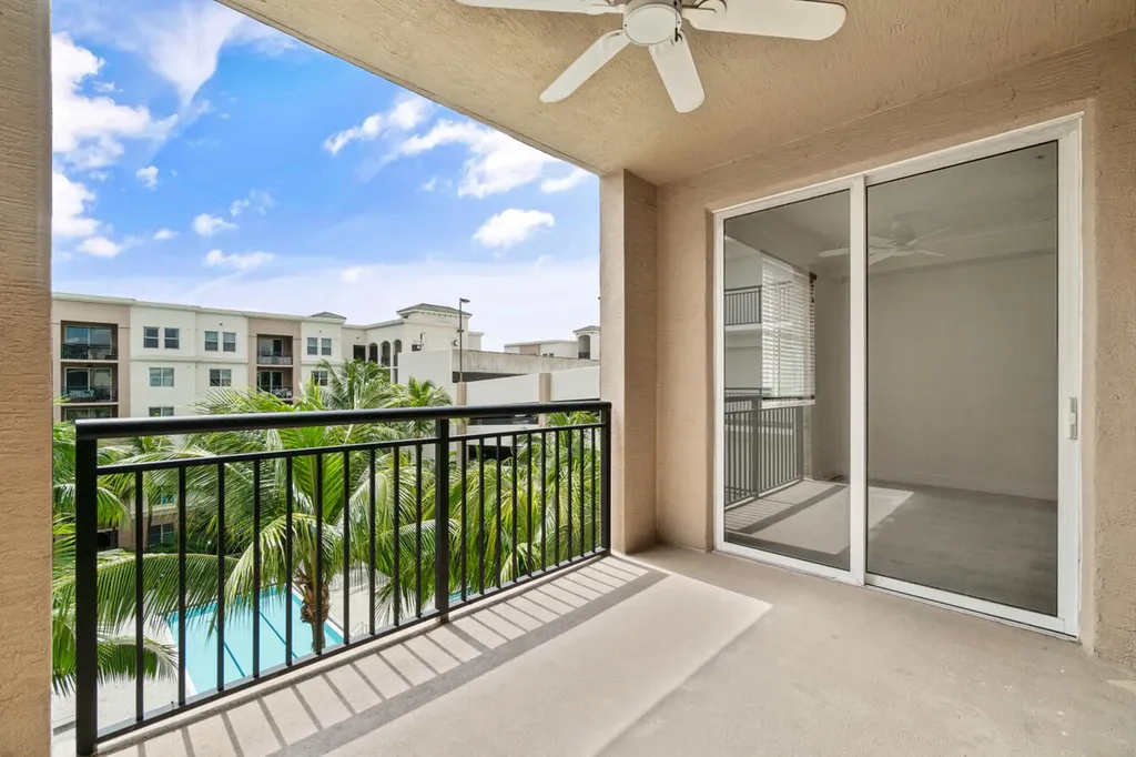 1660 Renaissance Commons Boulevard Boynton Beach FL 33426