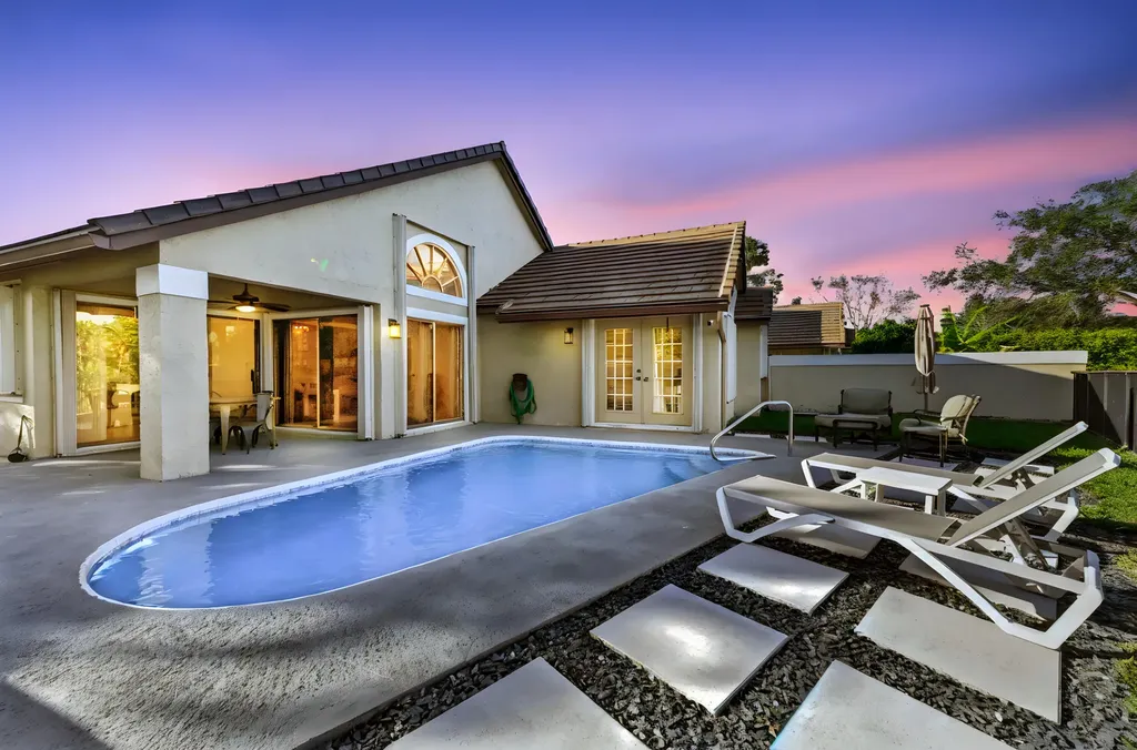8078 Popash Court Boynton Beach FL 33472