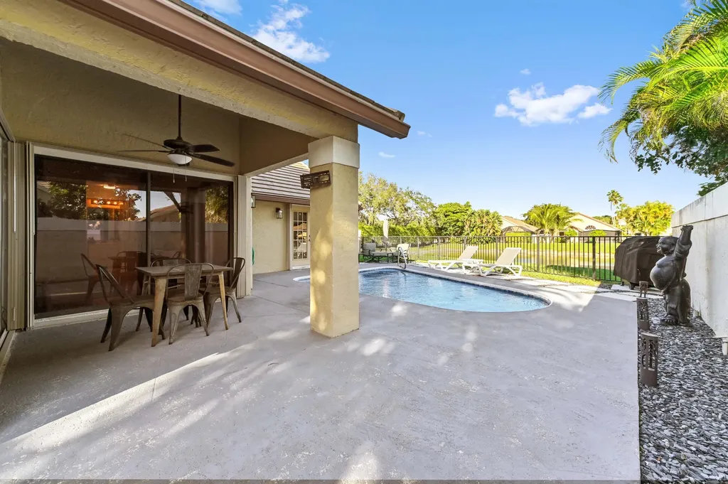 8078 Popash Court Boynton Beach FL 33472
