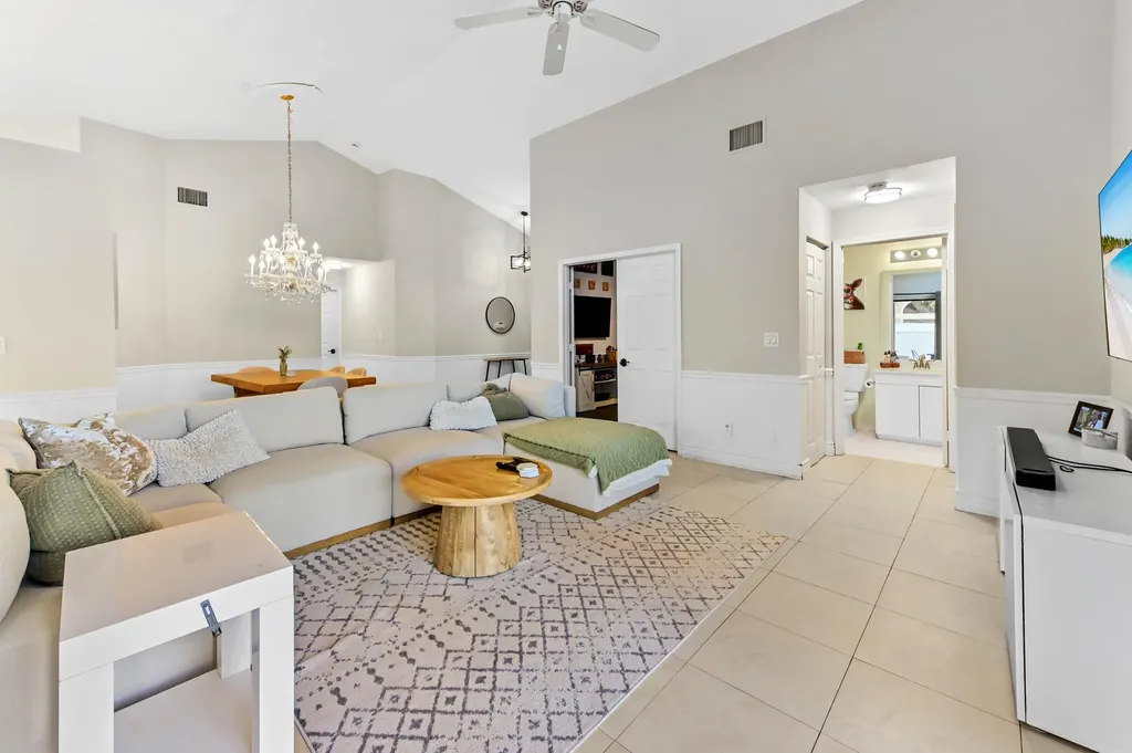 8078 Popash Court Boynton Beach FL 33472