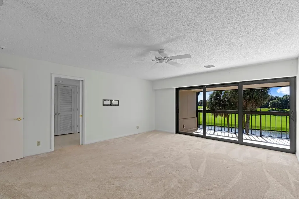 2435 Presidential Way West Palm Beach FL 33401