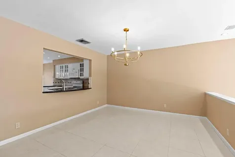 2435 Presidential Way West Palm Beach FL 33401
