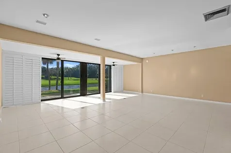 2435 Presidential Way West Palm Beach FL 33401