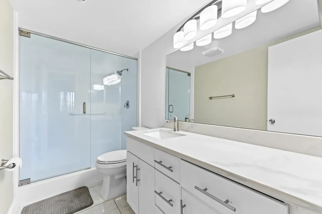 390 N Federal Highway Deerfield Beach FL 33441